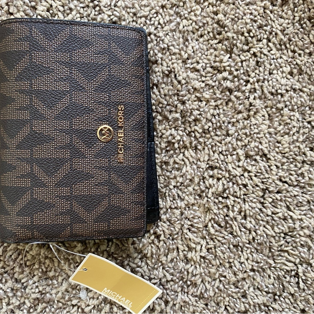 Michael Kors Wallet Brown